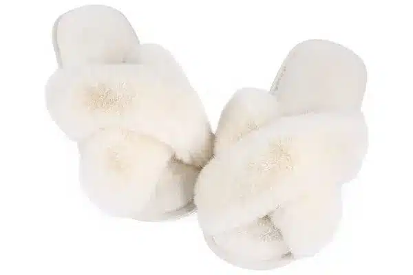 An example of girlfriend gift idea - white fuzzy memory foam slippers for winter. 