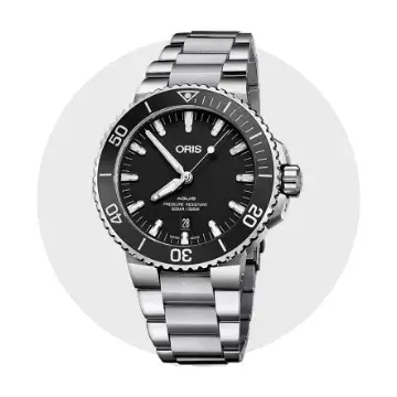 Oris Aquis Calibre 400 in black colors, a perfect diver watch for men.